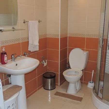 Rent Mdw 2020-60 Apartment